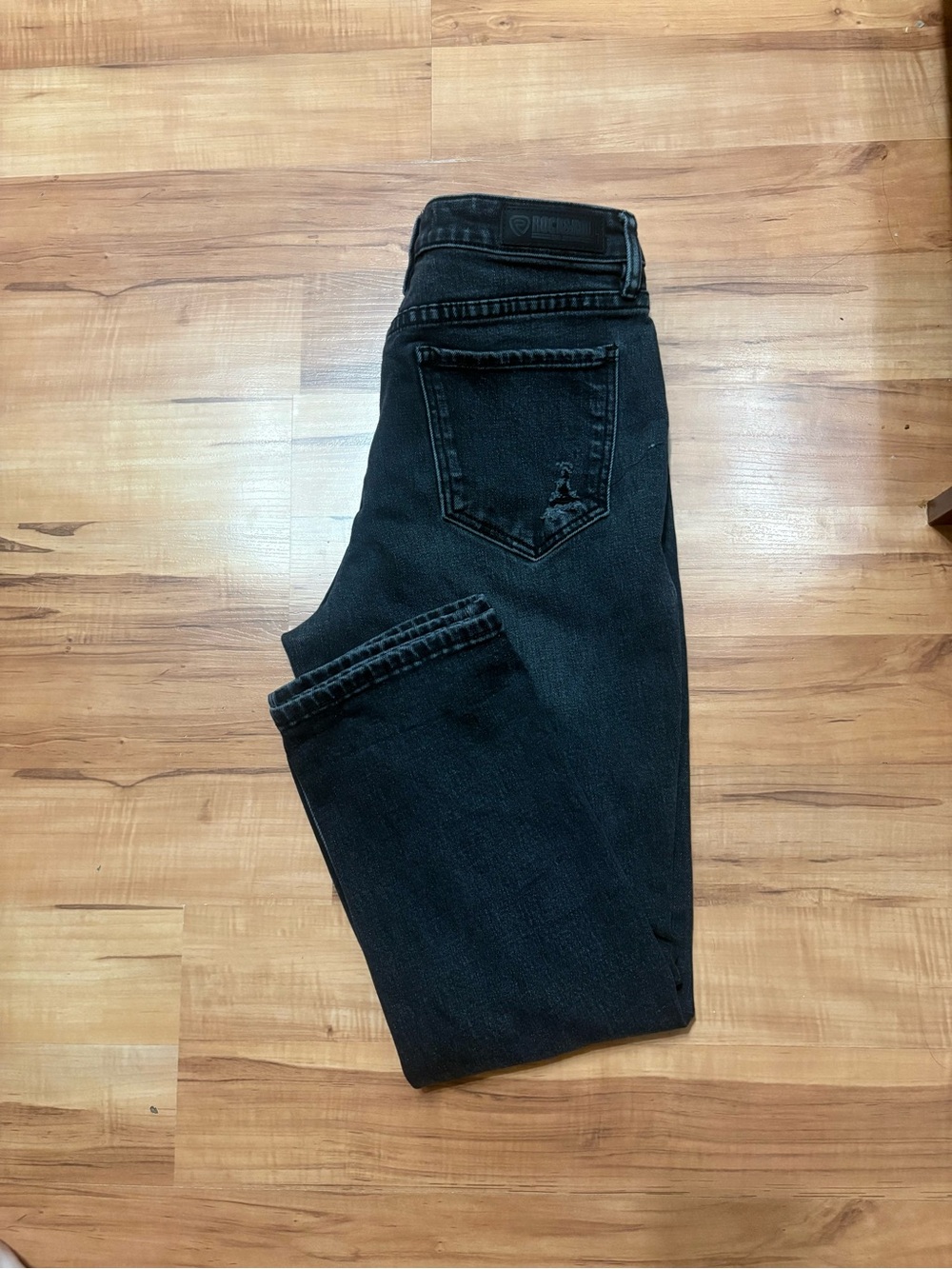 Women’s Black Distressed Ankle Crop Jeans - Picture 3 of 3